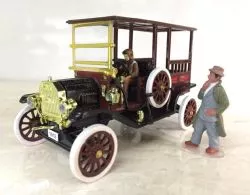 ​Mô hình xe ô tô cổ FORD cổ 1912 tỷ lệ 1:32